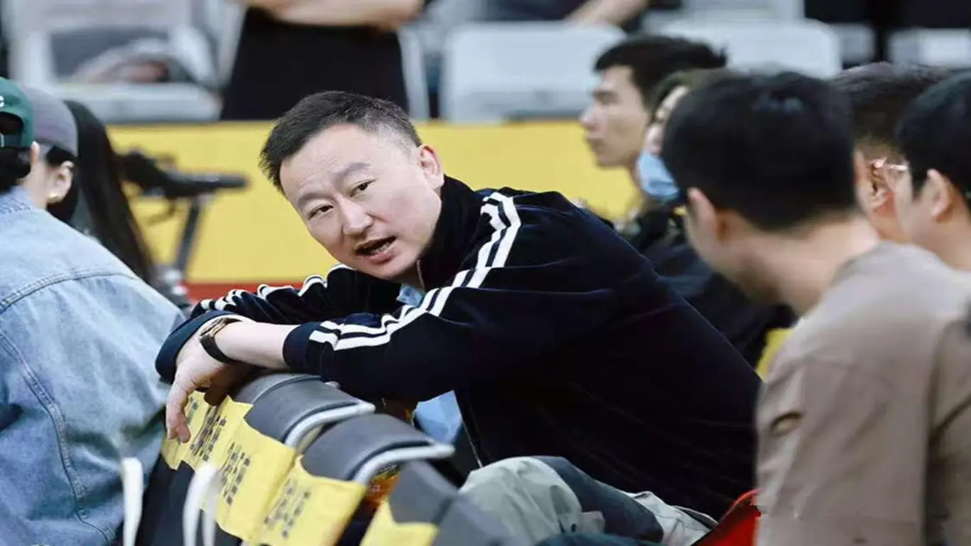 他的离开使 他的离开使