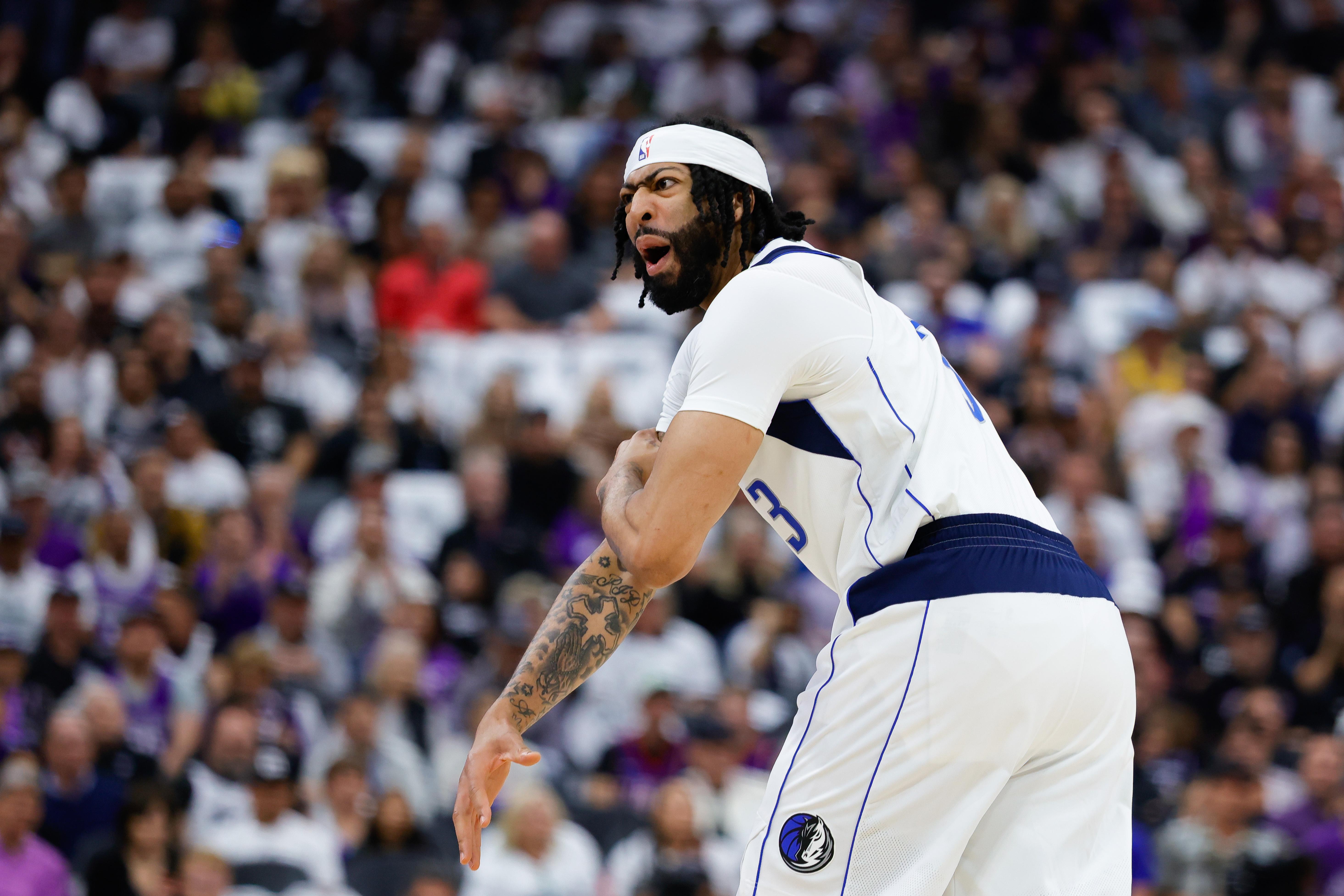 字母哥, 莱昂纳德 字母哥, 莱昂纳德