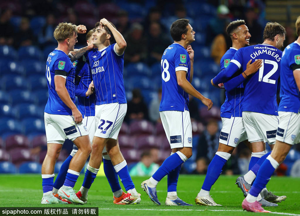 五个进球来, 月亮士气高 五个进球来, 月亮士气高